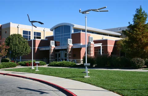Indoor-aquatic-center-featured-image-1.jpg